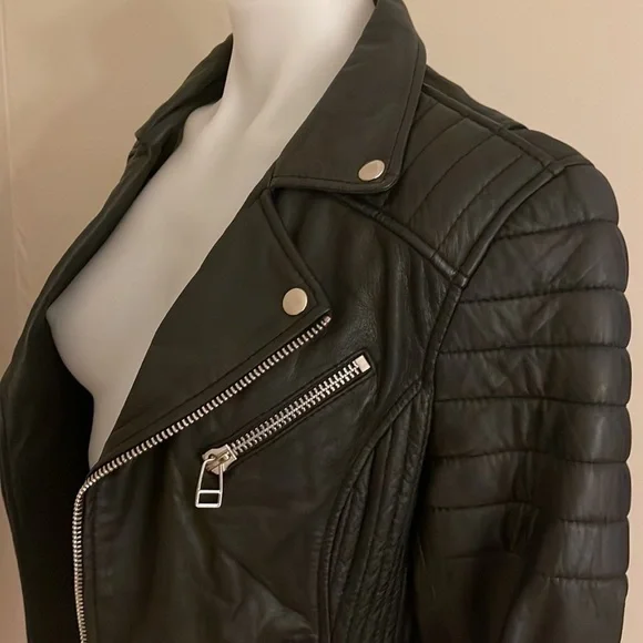 (NWT) Goosecraft Dual Zip Leather Black Biker Jacket, Medium